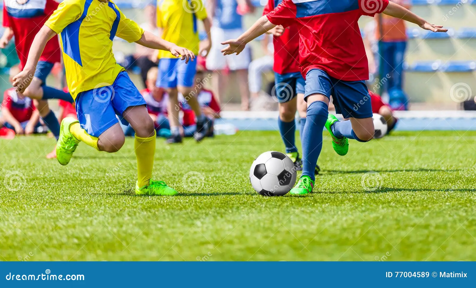 半场战报：格拉斯哥流浪者0-2罗马，佩莱格里尼、苏莱破门